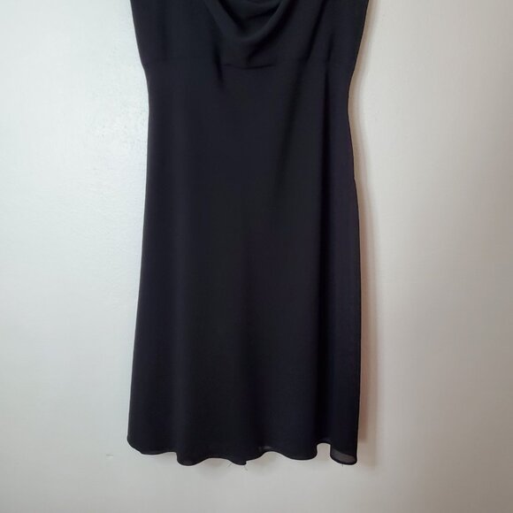 Black Dress Size 12 Cocktail Sleeveless Side Zip Draped Front Lined - Picture 3 of 11